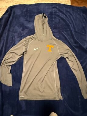 Nike Dri-FIT Tennessee Vols Hooded Long Sleeve Shirt | Gray Size S | Lightweight